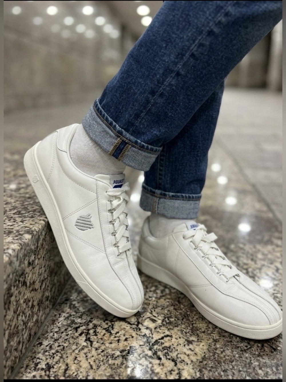 K-Swiss All-White Low Top Leather Tennis Shoes Size 10 - Excellent Condition! - Picture 1 of 7